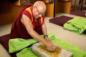 The Incense-Making Project for Nuns Resumes for a Third Year
